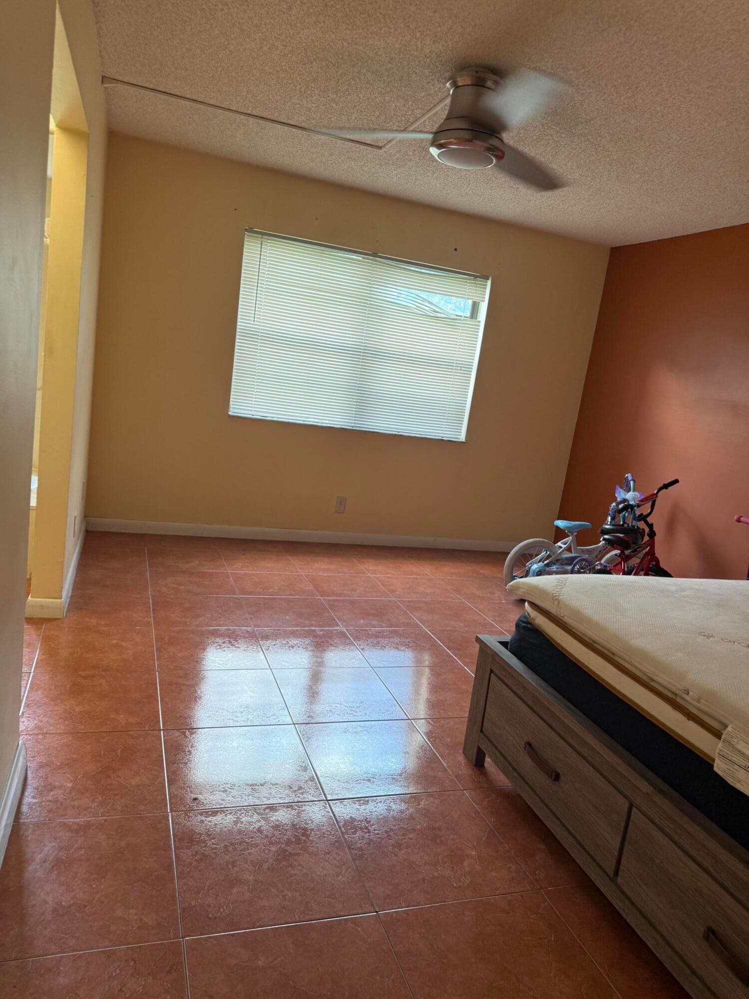 9440 SW 8th Street 110, Boca Raton, FL 33428 in Boca Raton - property photo 6