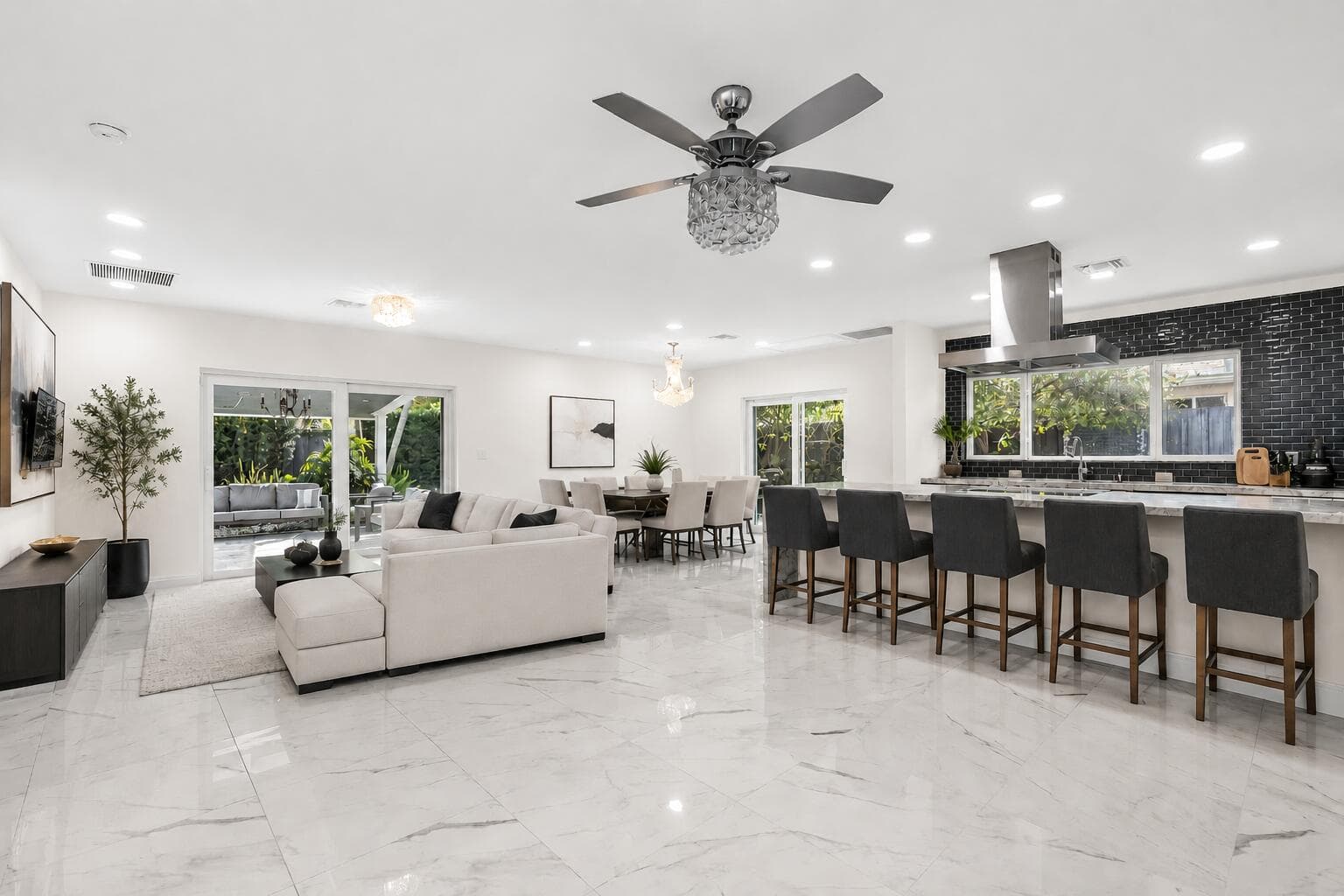 1920 NE 57th Street, Fort Lauderdale, FL 33308 in Fort Lauderdale - property photo 6