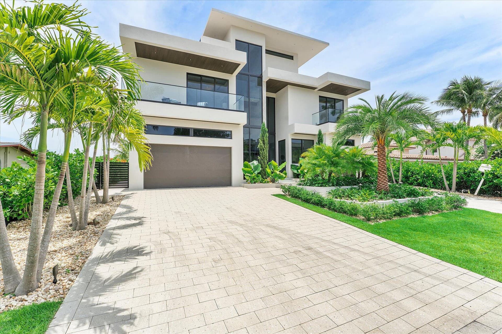 1607 SE 14th Street, Fort Lauderdale, FL 33316 in Fort Lauderdale - property photo 2