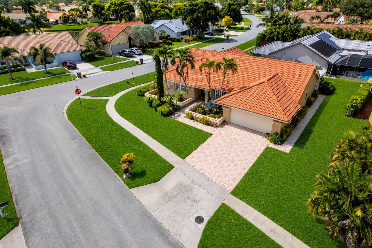 6083 SUNBERRY Circle in Boynton Beach / SUN VALLEY 2