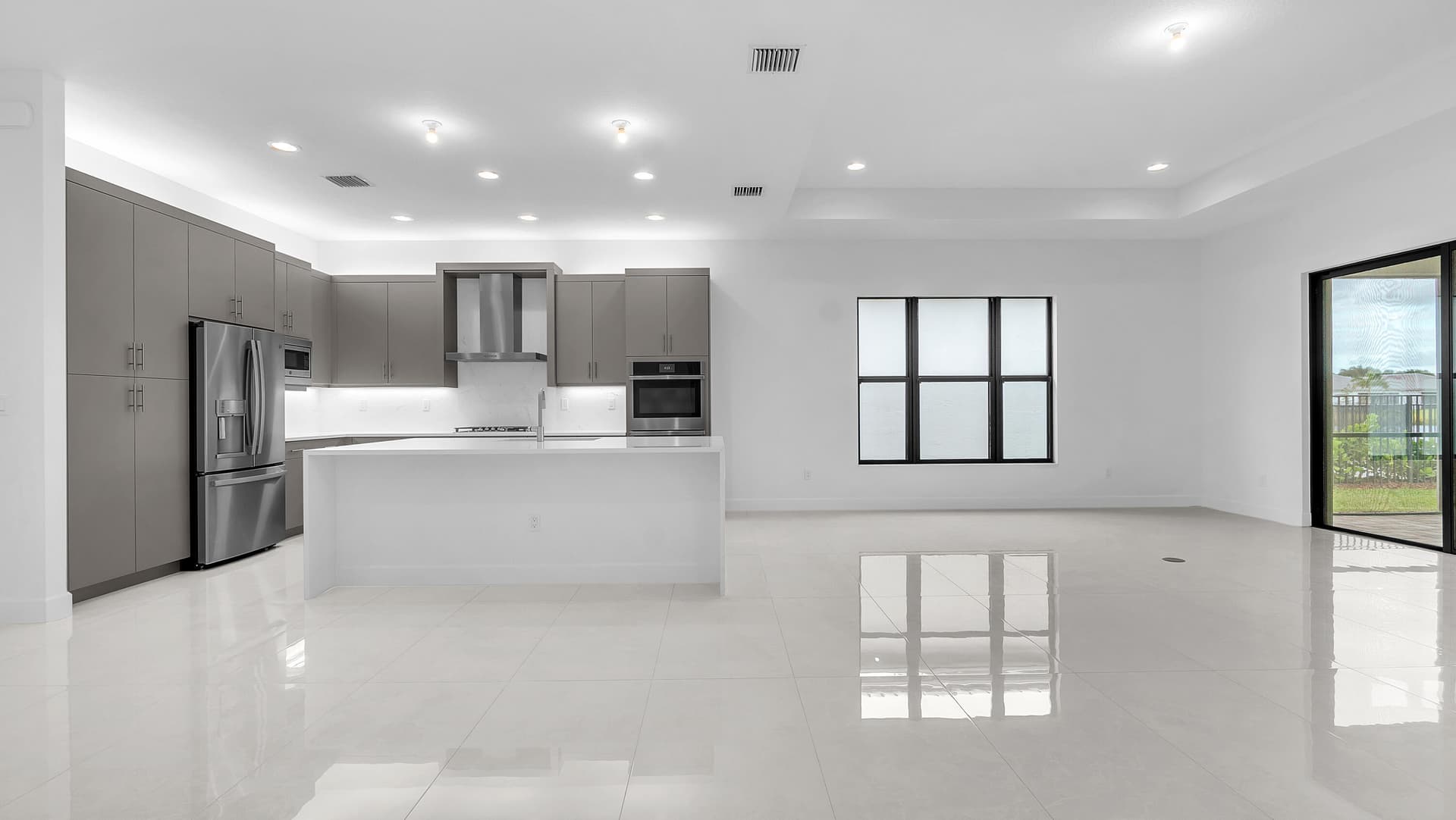 11394 VIRGINIA PINE Court, Boynton Beach, FL 33473 in Boynton Beach - property photo 7
