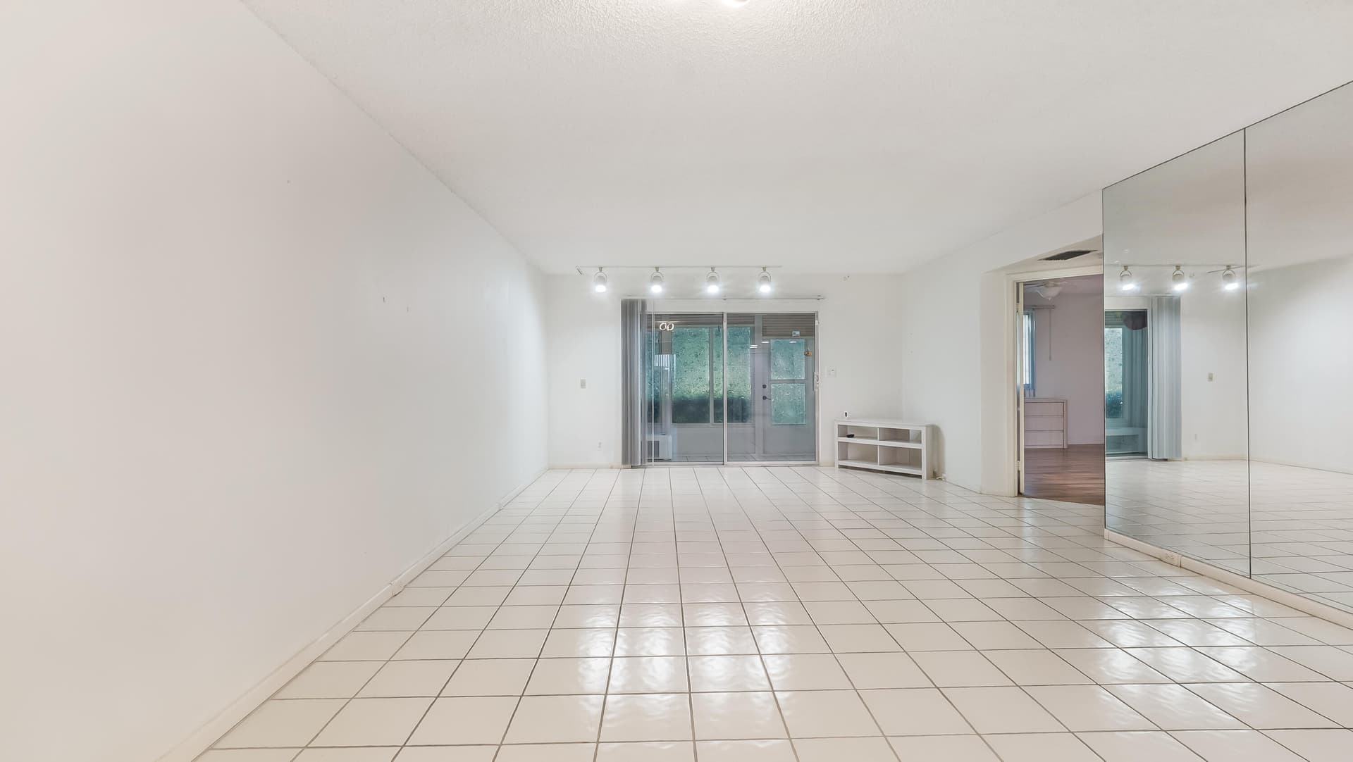 1501 Cayman Way C-1, Coconut Creek, FL 33066 in Coconut Creek - property photo 8