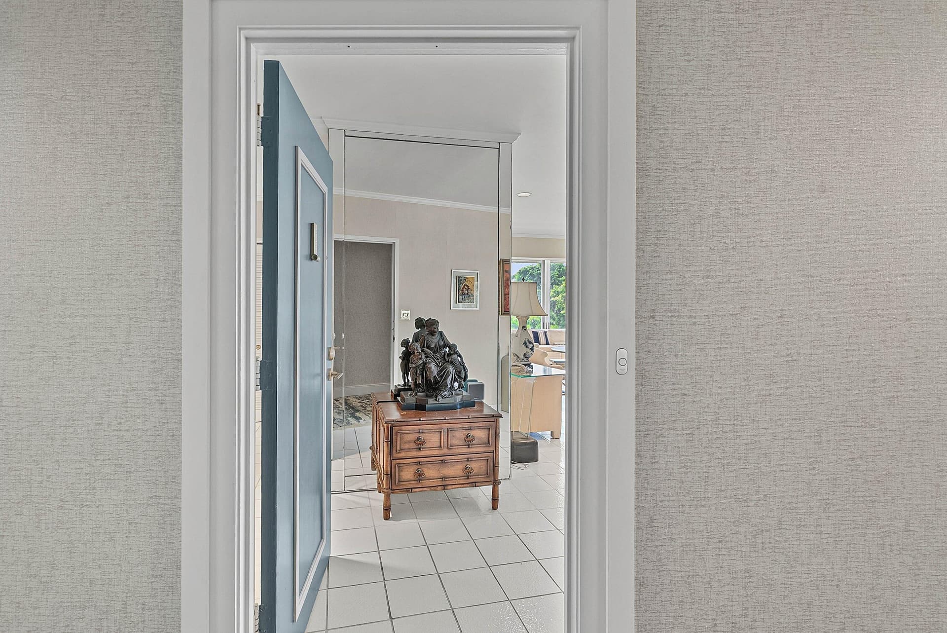 44 Cocoanut Row 222b, Palm Beach, FL 33480 in Palm Beach - property photo 6