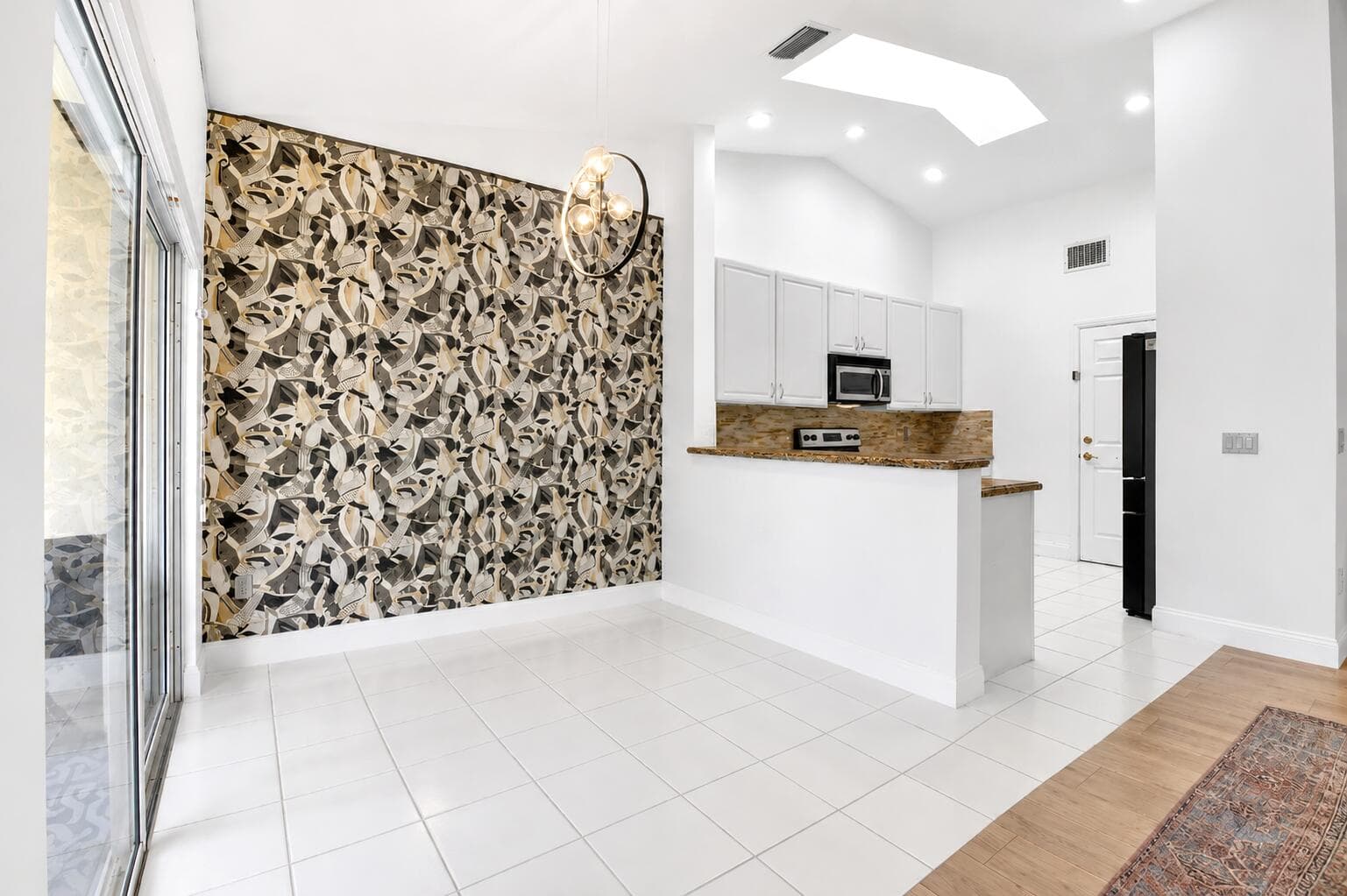 17257 Boca Club Boulevard Apt 5, Boca Raton, FL 33487 in Boca Raton - property photo 8