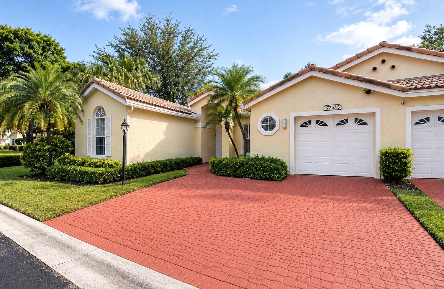 17257 Boca Club Boulevard Apt 5, Boca Raton, FL 33487 in Boca Raton - property photo 2