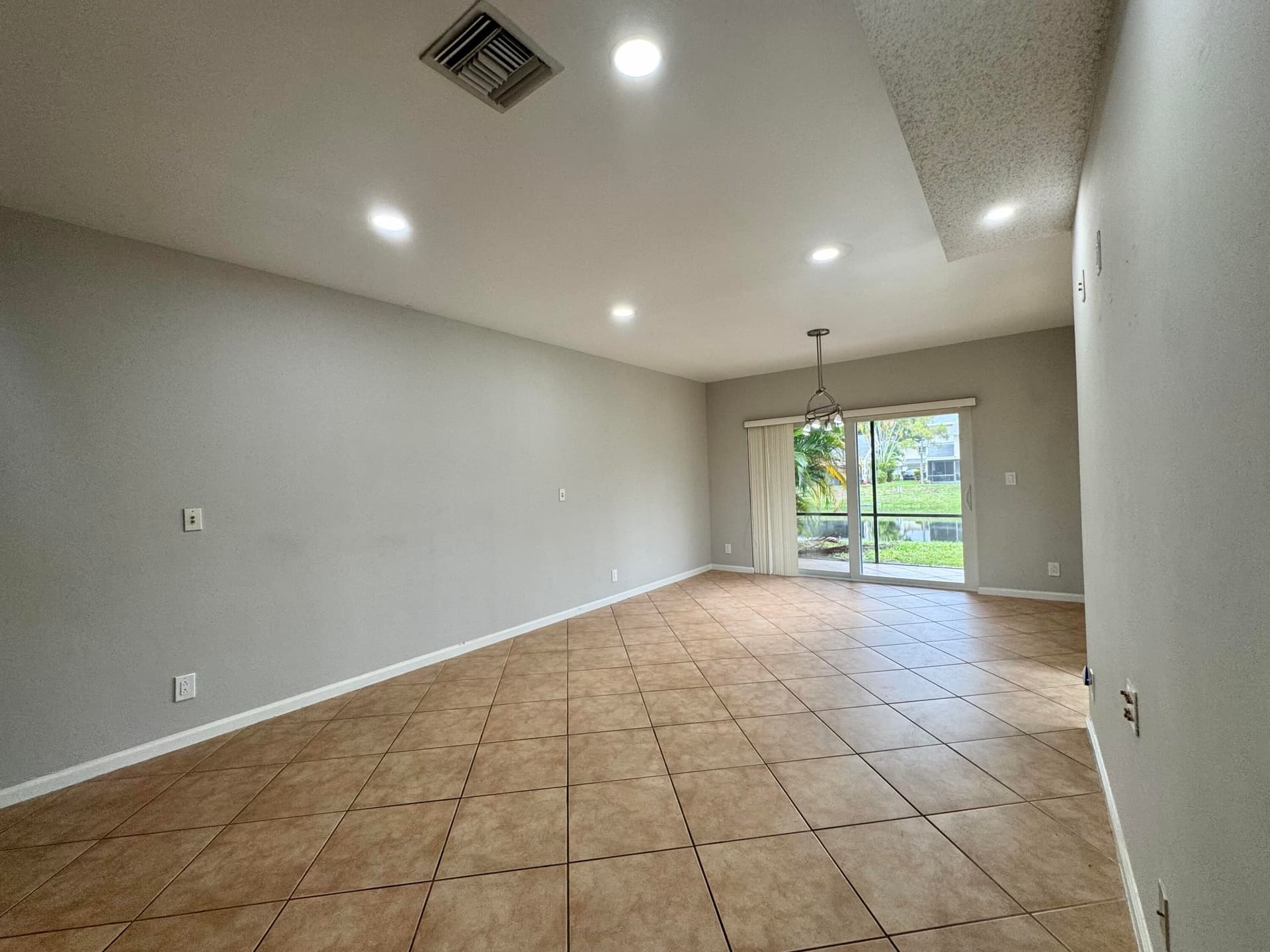 1877 DISCOVERY Way, Deerfield Beach, FL 33442 in Deerfield Beach - property photo 4