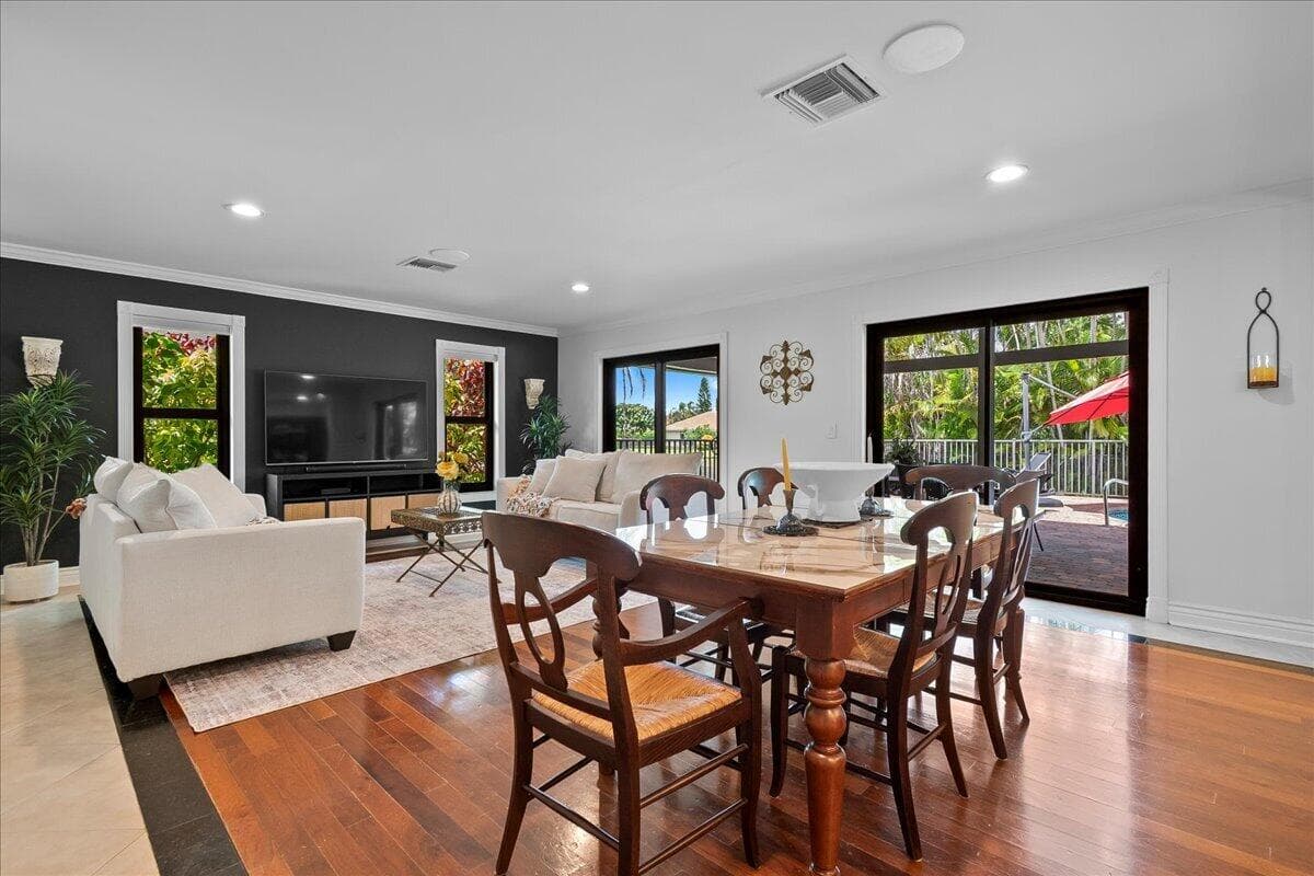 10798 SeaCliff Circle, Boca Raton, FL 33498 in Boca Raton - property photo 8