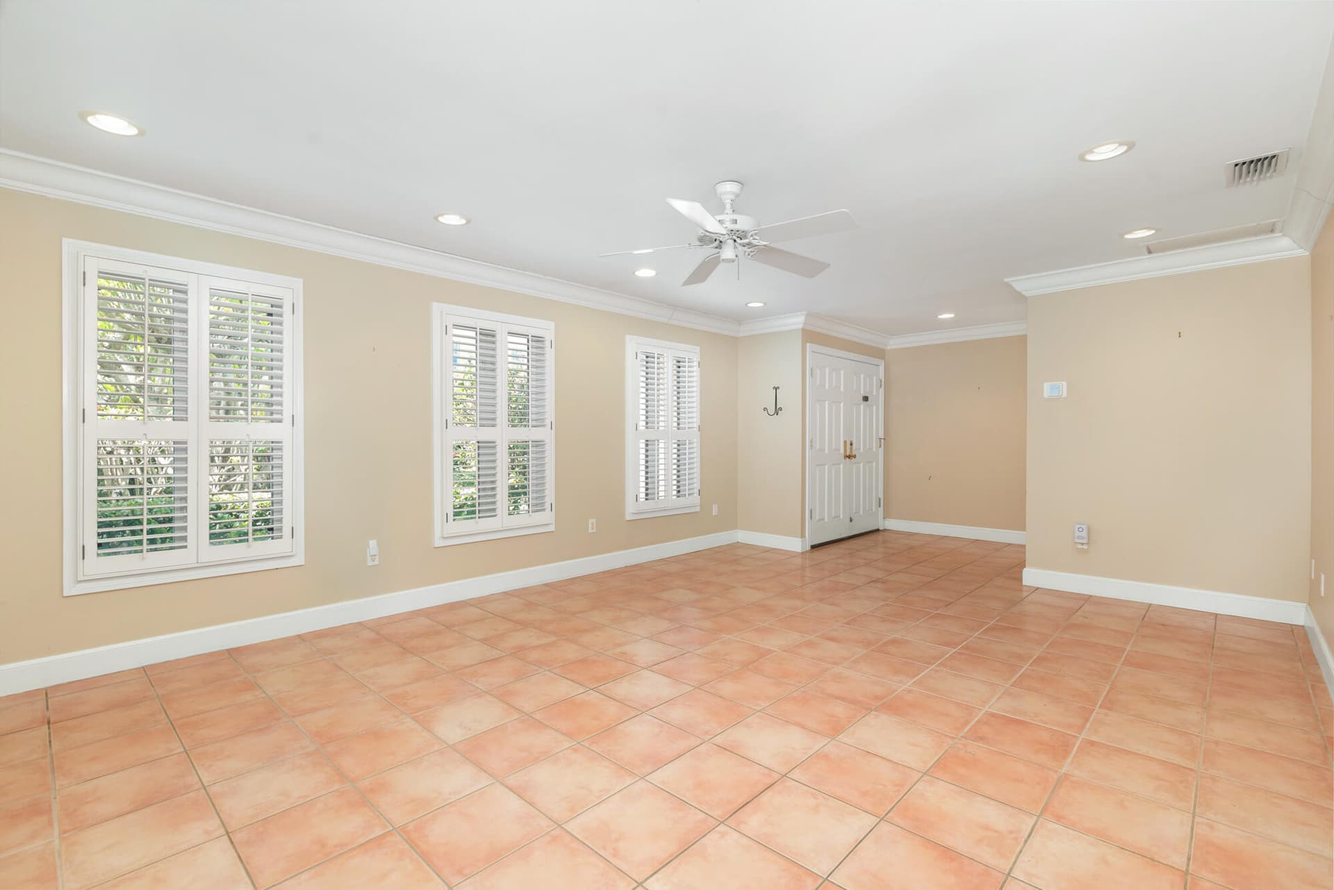 245 COLONIAL Lane, Palm Beach, FL 33480 in Palm Beach - property photo 5