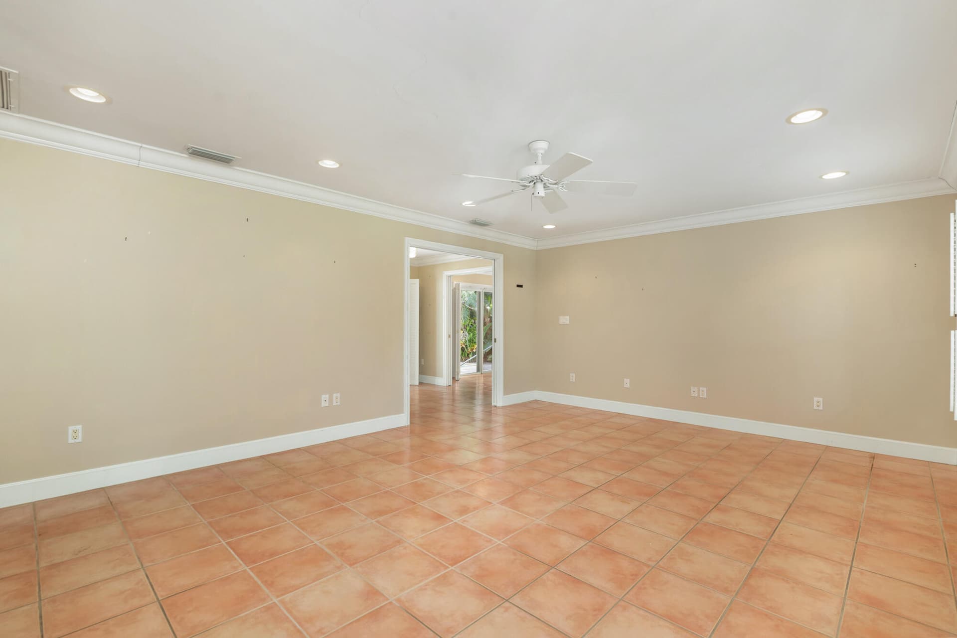 245 COLONIAL Lane, Palm Beach, FL 33480 in Palm Beach - property photo 6