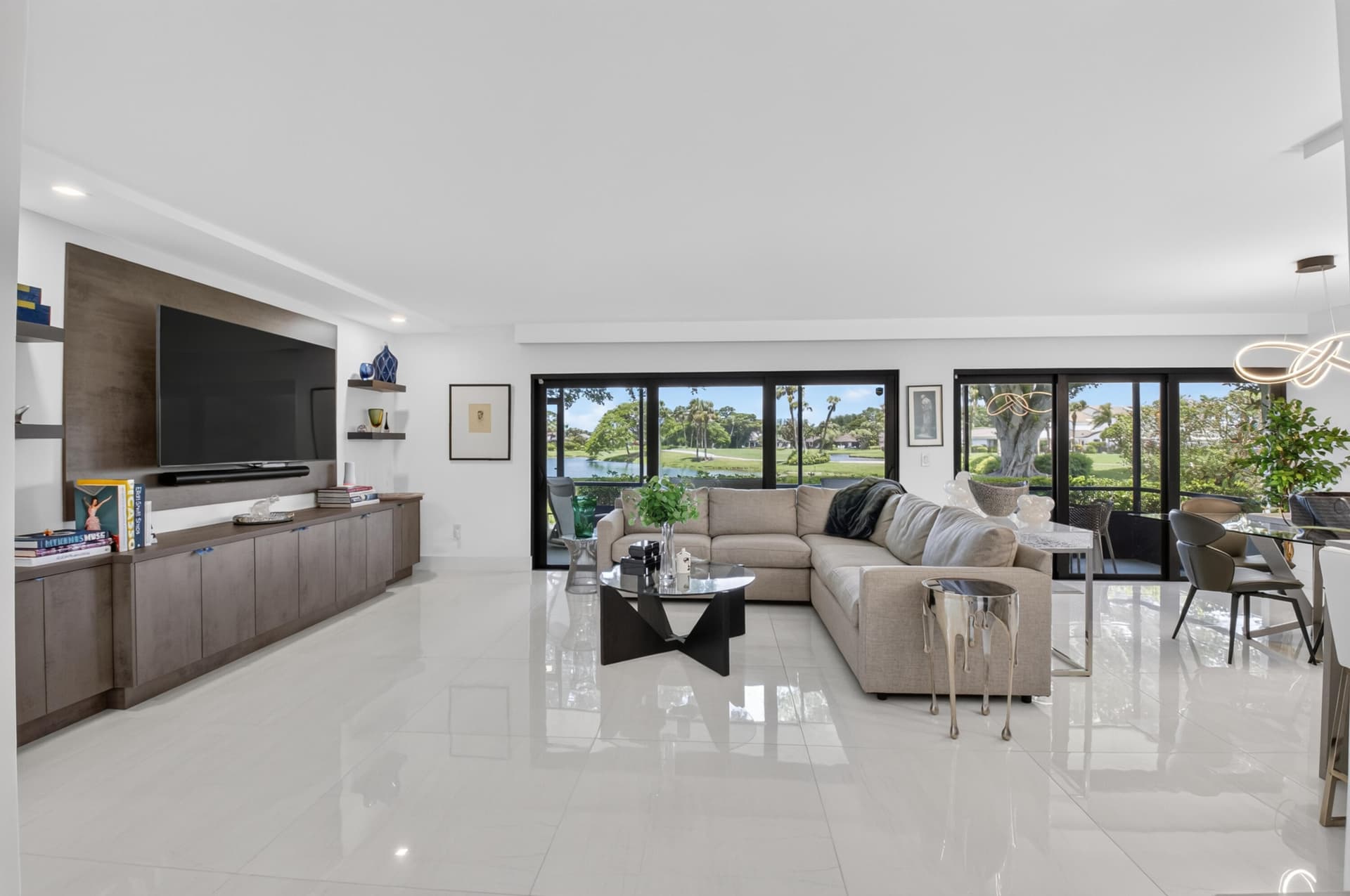 7809 Lakeside Boulevard G205, Boca Raton, FL 33434 in Boca Raton - property photo 3