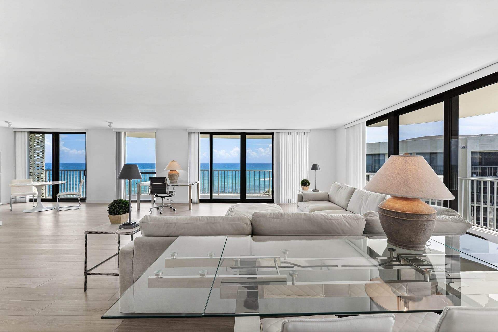 3360 S Ocean Boulevard 5fii, Palm Beach, FL 33480 in Palm Beach - property photo 4