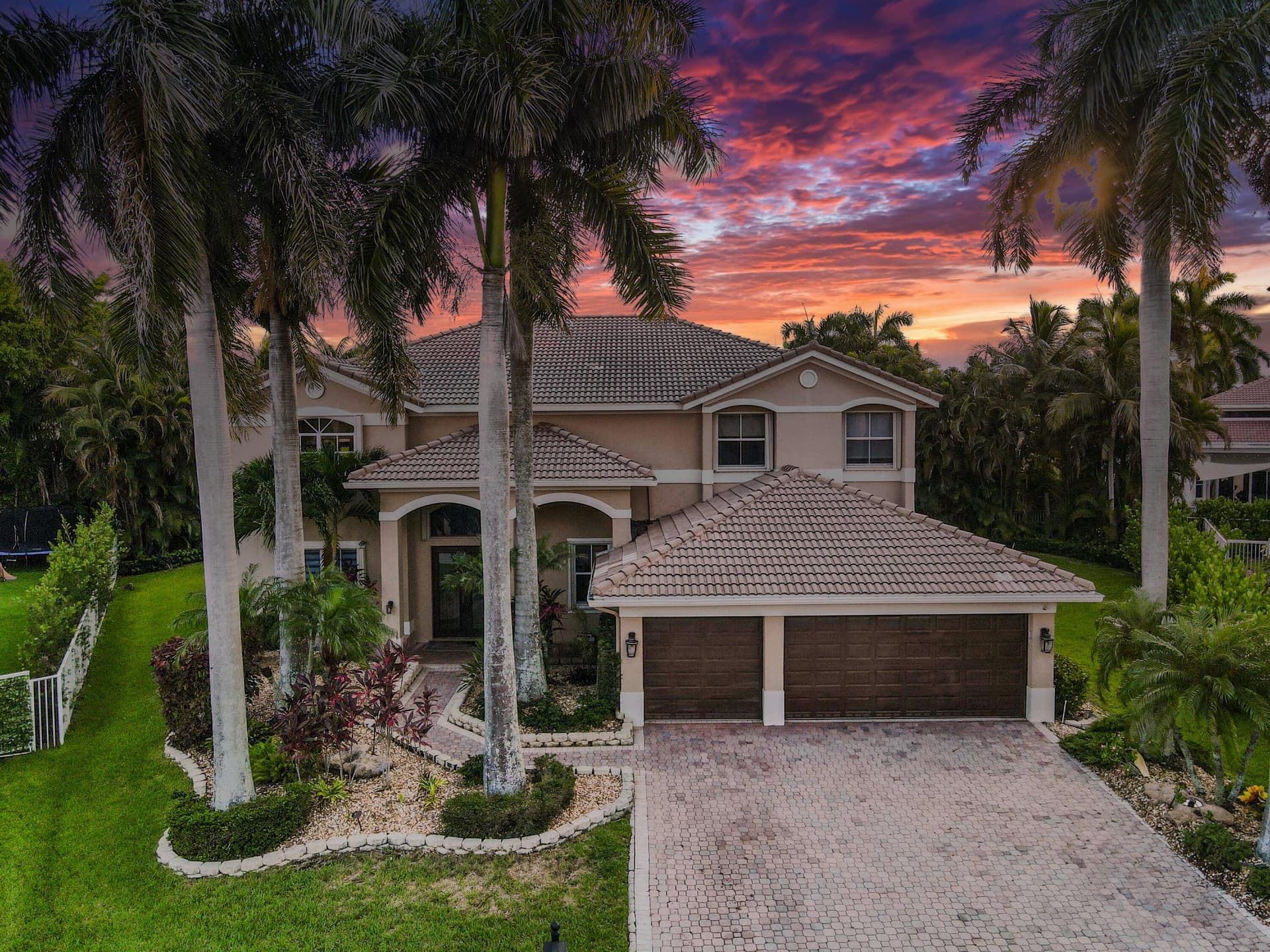 1664 VICTORIA POINTE Lane in Weston / SECTOR 7-PARCEL W