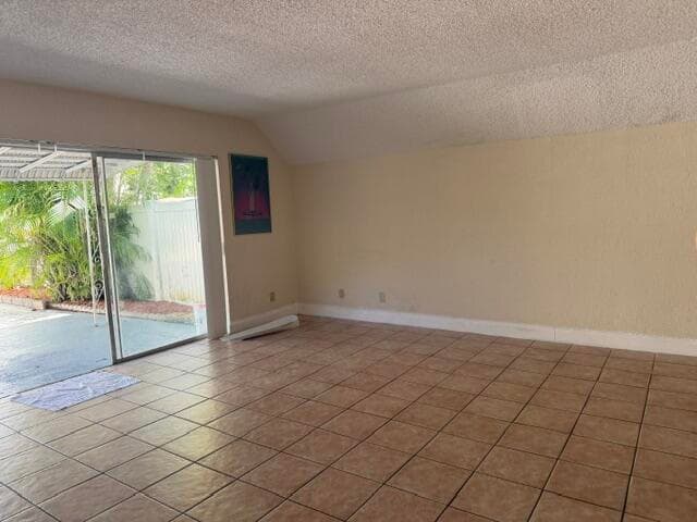 4044 SW 67th Terrace 7, Davie, FL 33314 in Davie - property photo 4
