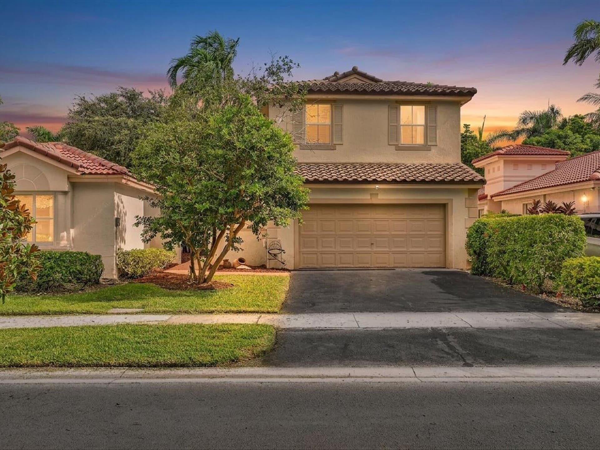 7549 NW 3rd Court in Plantation / LAKES OF NEWPORT II