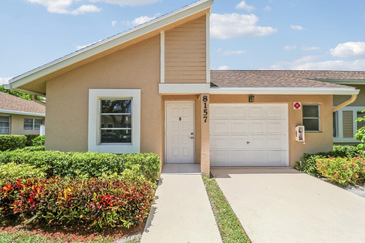 8157 Springtree Road, Boca Raton, FL 33496 in Boca Raton - property photo