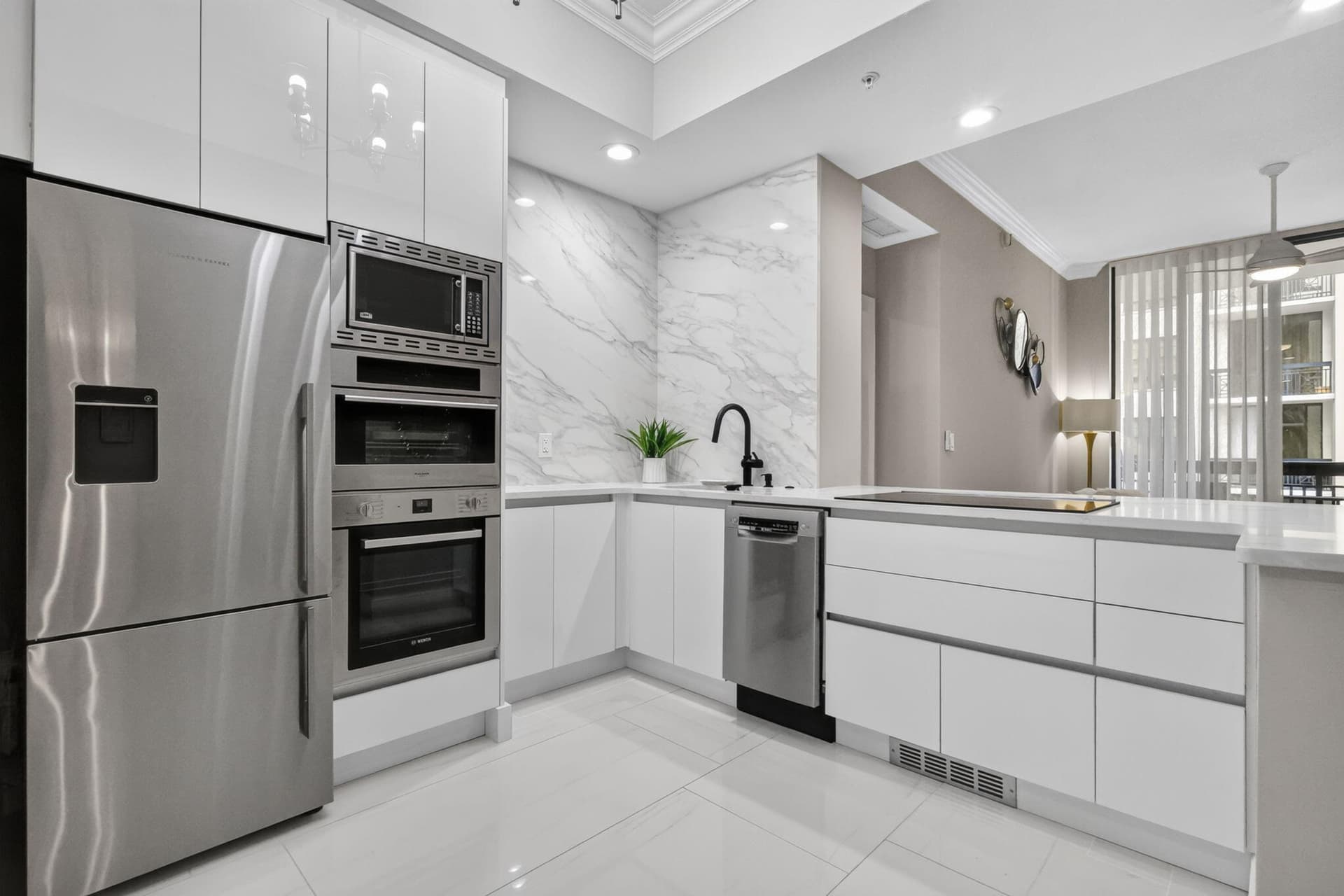 701 S Olive Avenue 1205, West Palm Beach, FL 33401 in West Palm Beach - property photo